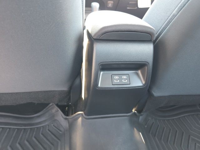 2026 Toyota Corolla LE - Photo 12