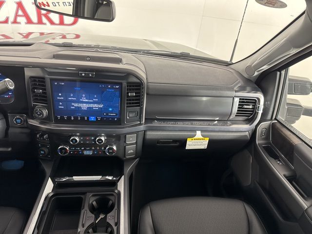 2025 Carbonized Gray Metallic Ford F-250SD Lariat 4X4 Truck