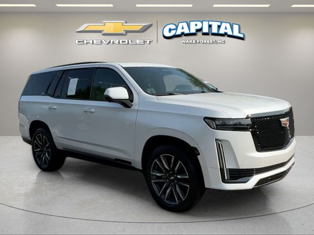 Used 2022 White Cadillac Sport image 7