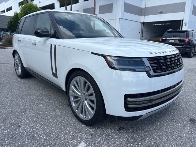 2025 Land Rover Range Rover P400 SE AWD
