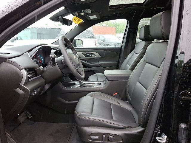 2022 Chevrolet Traverse LT Leather photo