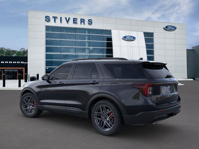 2025 Ford Explorer ST-Line 5