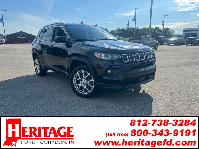 Diamond Black Crystal Pearlcoat 2022 Jeep Compass SUV / Crossover Four-Wheel Drive 9-Speed Automatic