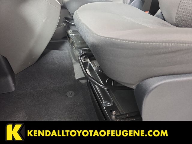 Used 2023 White Ford XLT image 21