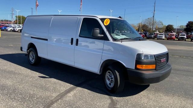 2023 GMC Savana 2500 Work Van 2