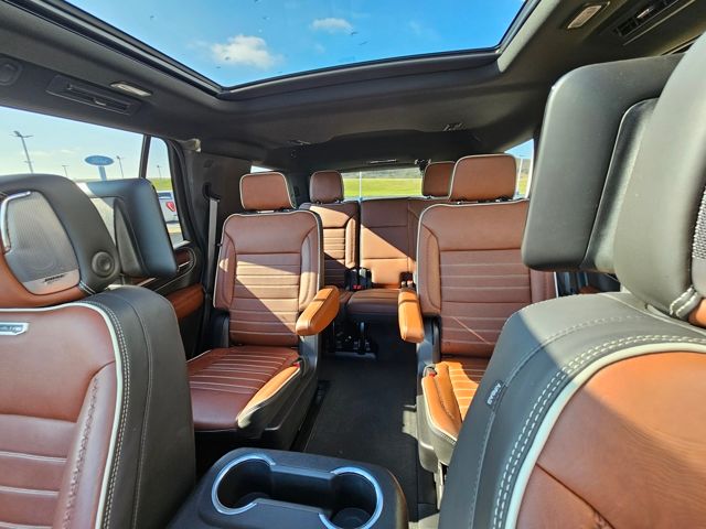 Used 2024 Black GMC Denali Ultimate image 43