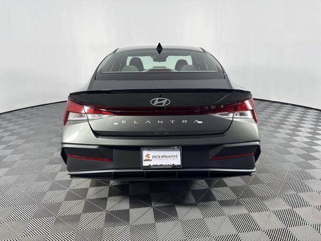 New 2025 Hyundai Elantra For Sale in Indianapolis, IN