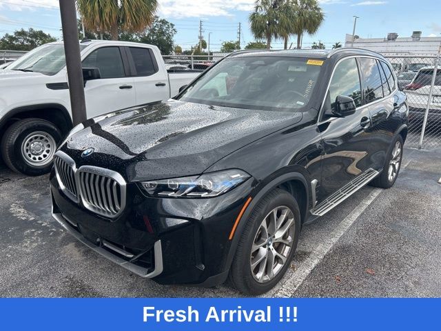 Black Sapphire Metallic 2025 BMW X5 xDrive50e AWD SUV / Crossover All-Wheel Drive 8-Speed Automatic