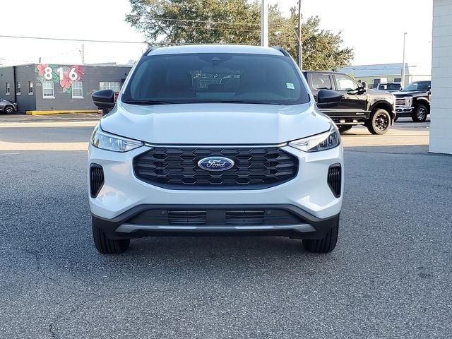 2025 Ford Escape ST-Line 2