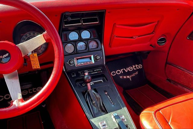 1977 Chevrolet Corvette Base - 8