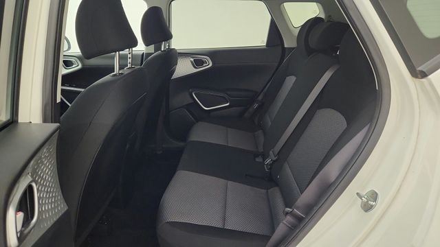 2022 Kia Soul LX White at Gullo Toyota