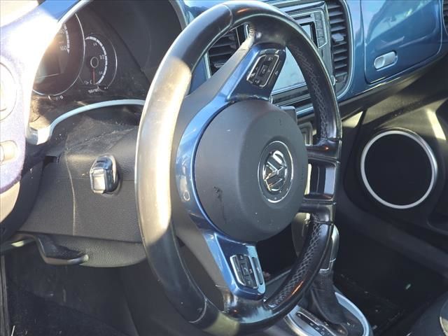 2016 Volkswagen Beetle 1.8T SE 15