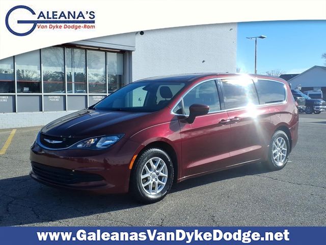 2017 Chrysler Pacifica Touring FWD