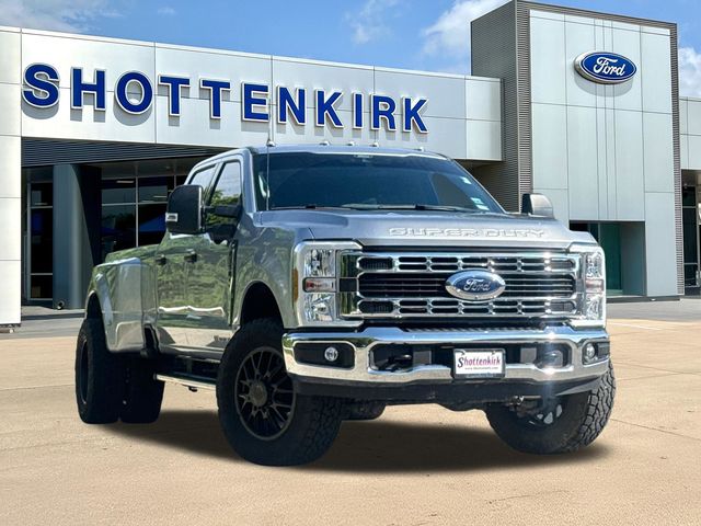 2024 Ford F-350 XLT 4x4 Crew Cab 8' Box DRW's photo