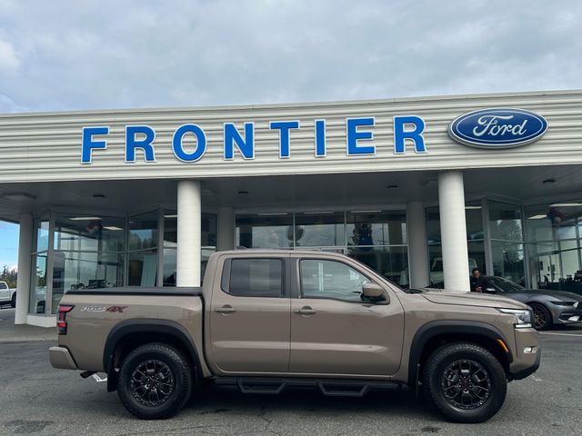 2023 Nissan Frontier PRO-4X Crew Cab 4WD