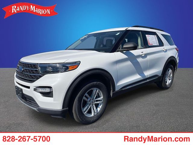 White Metallic 2022 Ford Explorer XLT AWD SUV / Crossover All-Wheel Drive Automatic