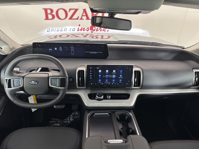 2025 Glacier Gray Metallic TriCoat Ford Expedition Max 4X4 SUV