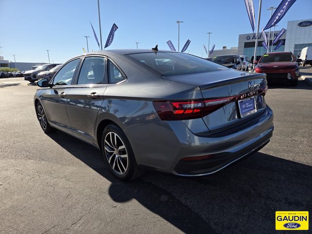 2025 Volkswagen Jetta SE