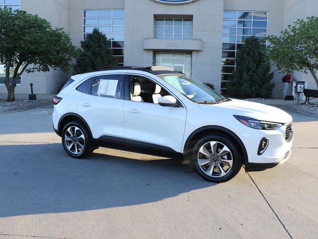 2023 Ford Escape Platinum