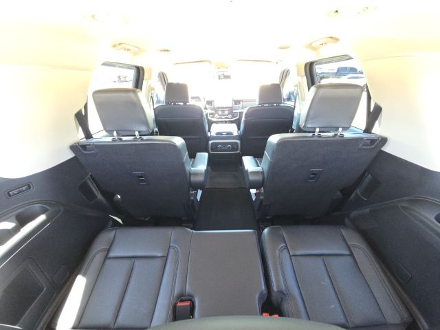 2024 Ford Expedition XLT:B02304