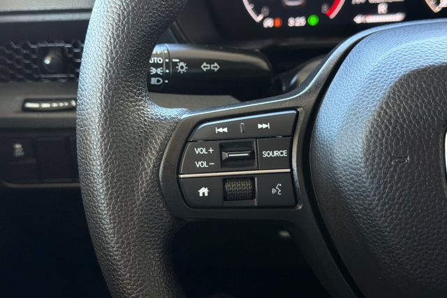 2024 Honda CR-V LX - Photo 29