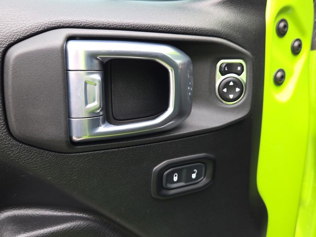 Used 2021 Green Jeep Unlimited Rubicon image 18