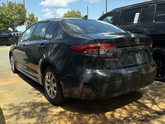 Used 2024  Toyota LE image 7
