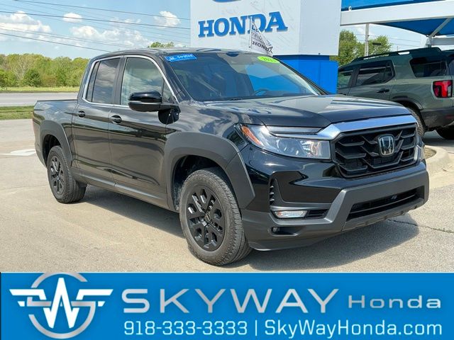Crystal Black Pearl 2023 Honda Ridgeline RTL AWD Pickup Truck All-Wheel Drive 9-Speed Automatic