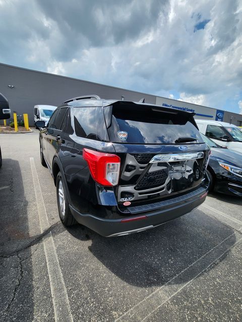 Used 2023 Black Ford XLT image 9