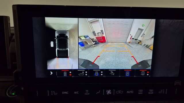 2024 GMC Hummer EV Pickup