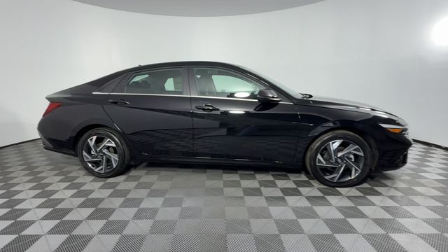 New 2025 Hyundai Elantra Hybrid For Sale in Indianapolis, IN