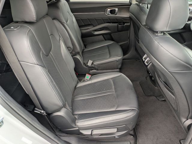 Used 2022 Kia Sorento Plug-in Hybrid SX 4D Sport Utility
