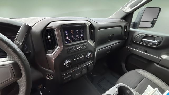 Used 2024 White Chevrolet Custom image 26