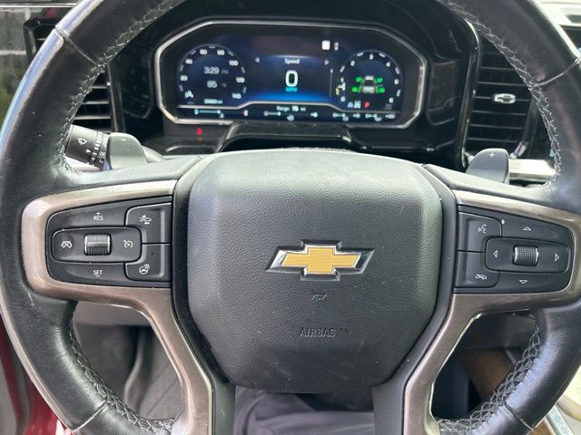 Used 2022  Chevrolet High Country image 27