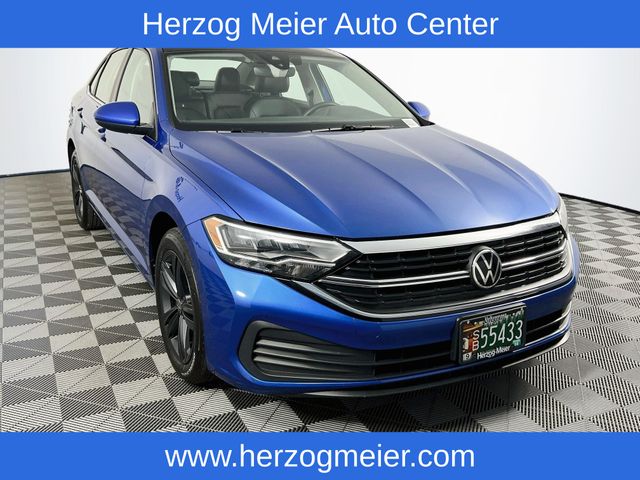 Blue 2022 Volkswagen Jetta Sedan Front-Wheel Drive 8-Speed Automatic