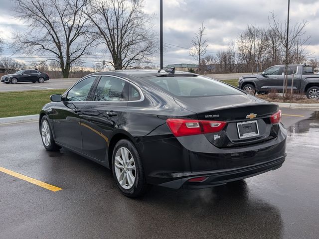 2018 Chevrolet Malibu - Image 3