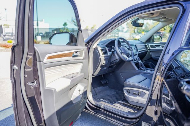 2021 Volkswagen Atlas 3.6L V6 SE w/Technology 38