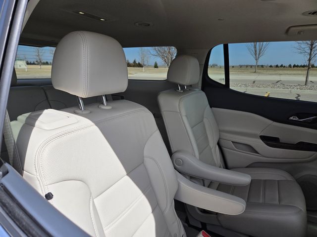 2023 GMC Acadia AWD Denali