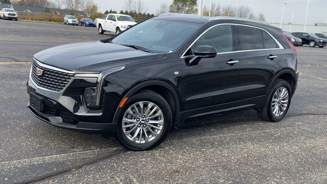 2024 Cadillac XT4 Premium Luxury 4