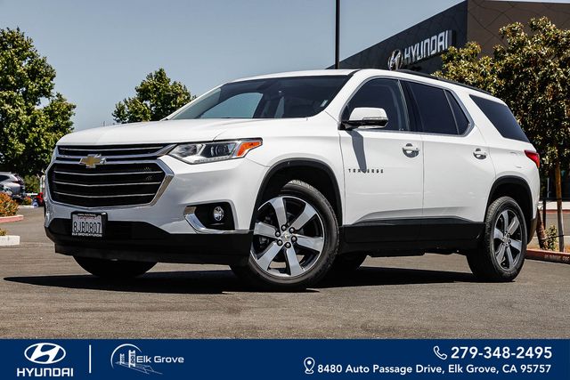 Summit White 2019 Chevrolet Traverse SUV / Crossover Front-Wheel Drive 9-Speed Automatic