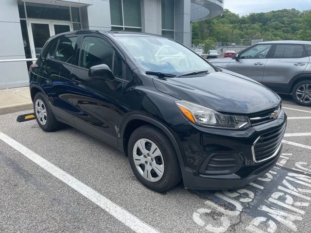 2018 Chevrolet Trax LS - 2