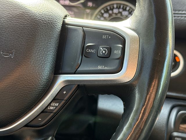 Used 2020 Black Ram Laramie image 27