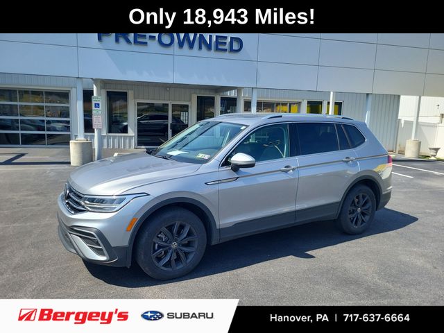 Silver Metallic 2024 Volkswagen Tiguan SUV / Crossover All-Wheel Drive 8-Speed Automatic