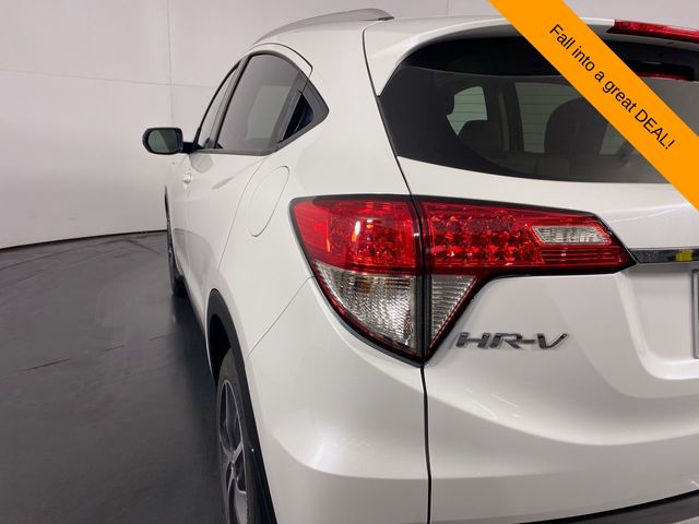 2022 Honda HR-V EX 32