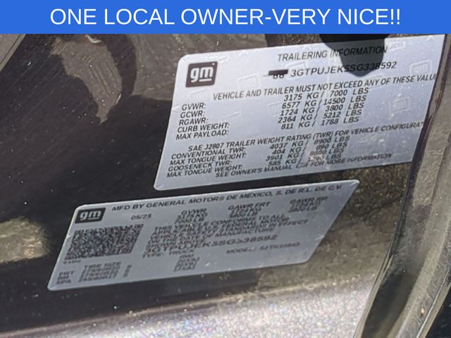 Used 2025 Silver GMC Elevation image 39