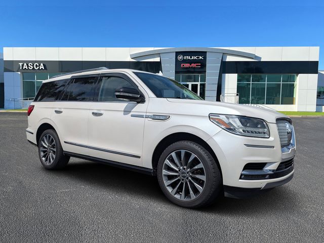 White Platinum 2018 Lincoln Navigator Select RWD SUV / Crossover 4X2 Automatic