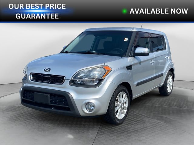 Bright Silver Metallic 2013 Kia Soul Wagon Front-Wheel Drive 6-Speed Automatic