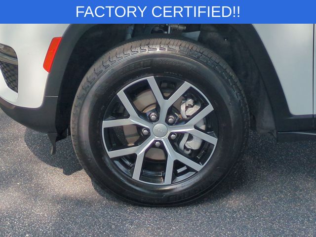 Used 2025 White Jeep Limited image 10
