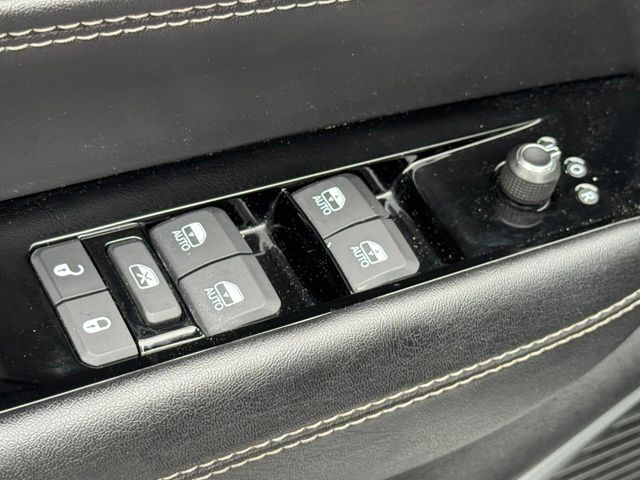 2023 Jeep Wagoneer Series II - Photo 23