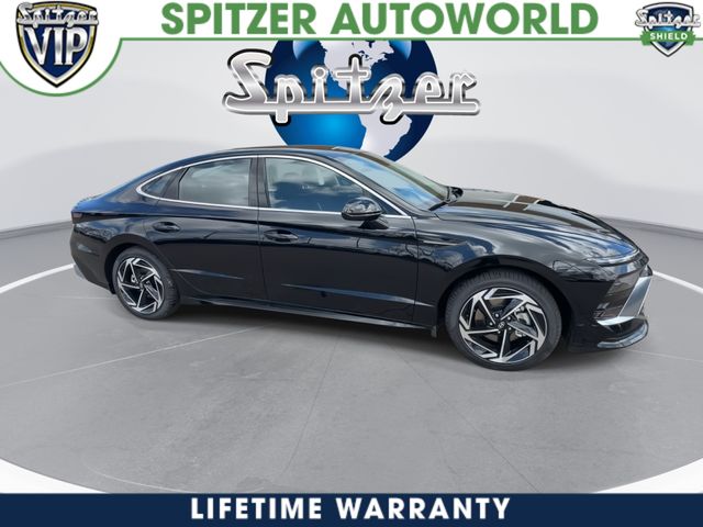 New 2026 Black Hyundai SEL Sport image 10